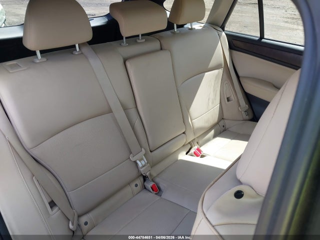 44784651 :رقم المزاد ، 4S4BSALC9F3303831 vin ، 2015 Subaru Outback 2.5i Limited مزاد بيع