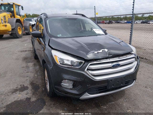 Ford ESCAPE SE 2018 1FMCU0GD0JUC17144 Image 1