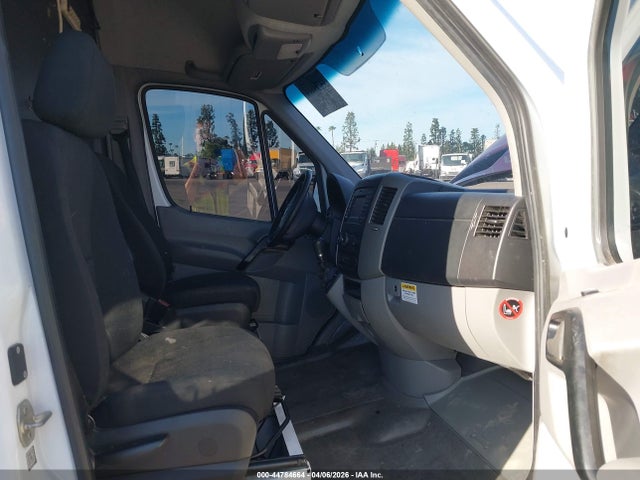 Freightliner Sprinter 2500 Standard Roof V6 2017 WDYPE7CD0HP376812 Image 5