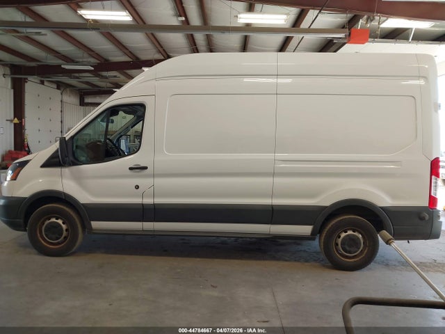 1FTBW2XM4HKB28043 Ford Transit-350