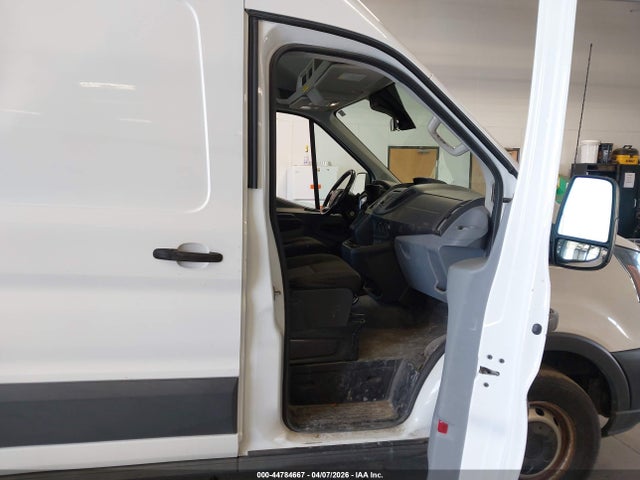 1FTBW2XM4HKB28043 Ford Transit-350