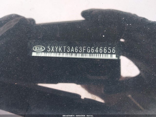 44784674 :رقم المزاد ، 5XYKT3A63FG646656 vin ، 2015 Kia Sorento Lx مزاد بيع