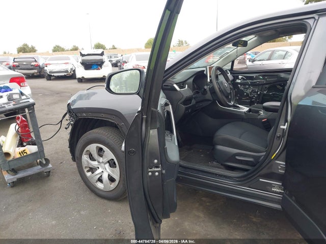 Toyota RAV4 LE 2024 2T3K1RFV4RC300213 Image 5