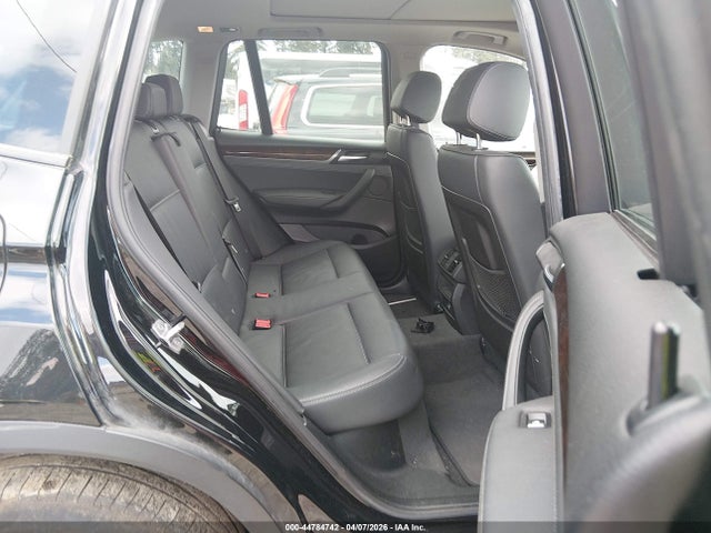 5UXWX9C3XH0T24227 BMW X3 Xdrive28i