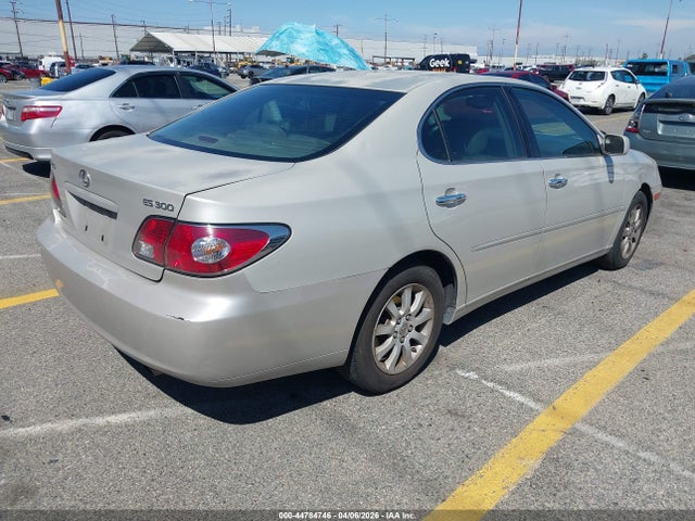 Продажа на аукционе авто 2003 Lexus Es 300, vin: JTHBF30G730110813, номер лота: 44784746