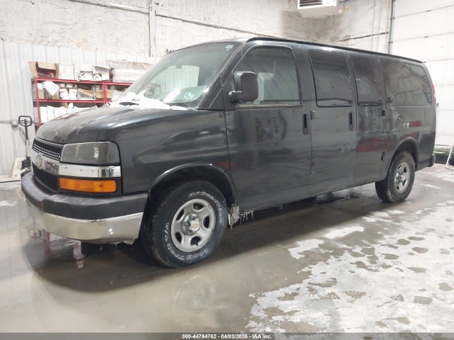 44784762 :رقم المزاد ، 1GNFH15T931137715 vin ، 2003 Chevrolet Express مزاد بيع