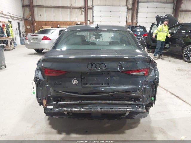 2024 Audi A3 Premium 40 Tfsi Front-wheel Drive S Tronic მანქანა იყიდება აუქციონზე, vin: WAUAUDGY1RA017289, აუქციონის ნომერი: 44784770