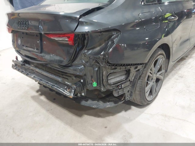 2024 Audi A3 Premium 40 Tfsi Front-wheel Drive S Tronic მანქანა იყიდება აუქციონზე, vin: WAUAUDGY1RA017289, აუქციონის ნომერი: 44784770
