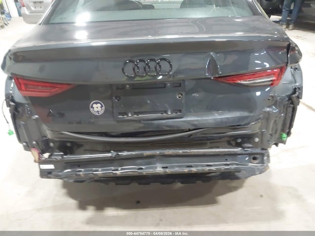 2024 Audi A3 Premium 40 Tfsi Front-wheel Drive S Tronic მანქანა იყიდება აუქციონზე, vin: WAUAUDGY1RA017289, აუქციონის ნომერი: 44784770
