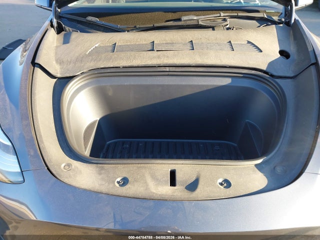 Продажа на аукционе авто 2023 Tesla Model Y Awd/long Range Dual Motor All-wheel Drive, vin: 7SAYGAEE6PF612288, номер лота: 44784788