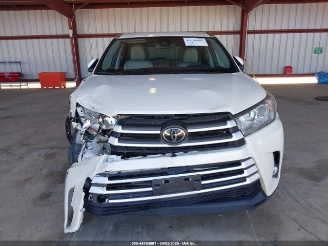 Продажа на аукционе авто 2019 Toyota Highlander Xle, vin: 5TDJZRFH0KS605714, номер лота: 44784801