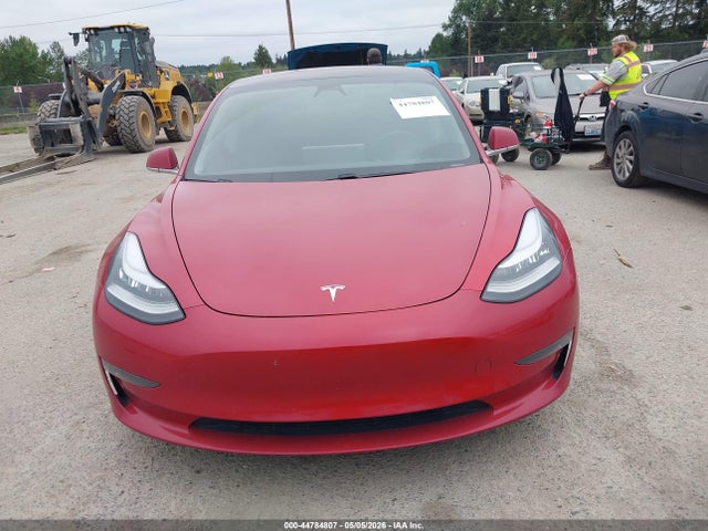 2018 Tesla Model 3 Long Range/performance მანქანა იყიდება აუქციონზე, vin: 5YJ3E1EB1JF083830, აუქციონის ნომერი: 44784807