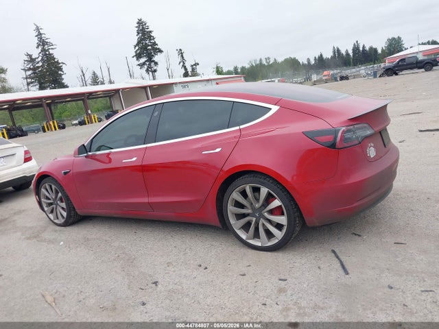 2018 Tesla Model 3 Long Range/performance მანქანა იყიდება აუქციონზე, vin: 5YJ3E1EB1JF083830, აუქციონის ნომერი: 44784807