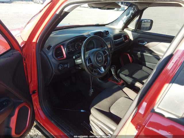 Продажа на аукционе авто 2015 Jeep Renegade Trailhawk, vin: ZACCJBCT3FPC17492, номер лота: 44784808