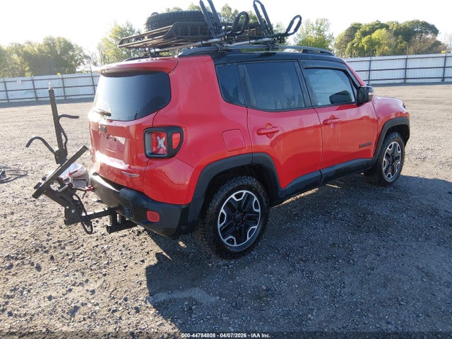 Продажа на аукционе авто 2015 Jeep Renegade Trailhawk, vin: ZACCJBCT3FPC17492, номер лота: 44784808