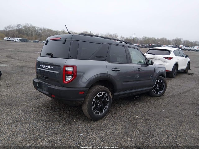 44784810 :رقم المزاد ، 3FMCR9C69MRB08710 vin ، 2021 Ford Bronco Sport Outer Banks مزاد بيع