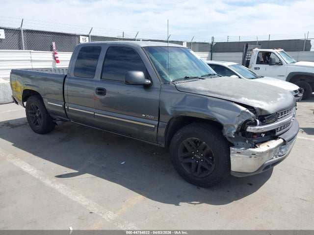 2001 CHEVROLET SILVERADO 1500 2GCEC19TX11126064