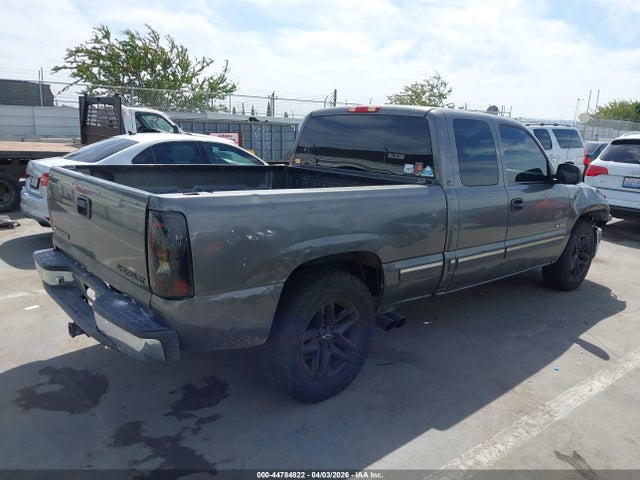 2001 CHEVROLET SILVERADO 1500 2GCEC19TX11126064 Photo 3