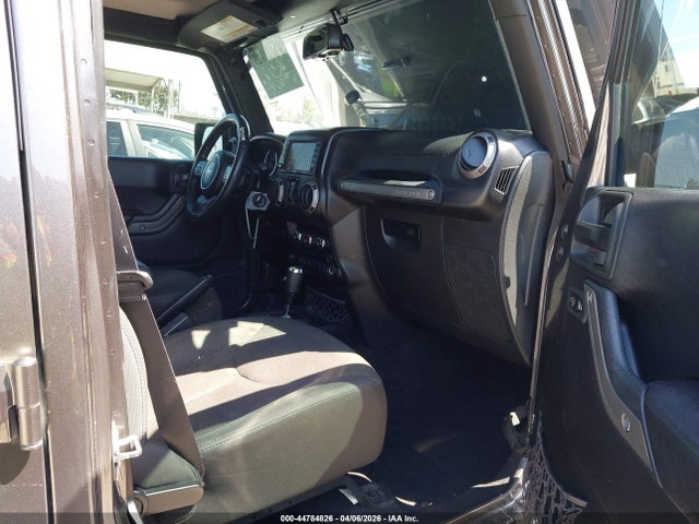 Продаж на аукціоні авто 2017 Jeep Wrangler Unlimited Sport 4x4, vin: 1C4BJWDG2HL678324, номер лоту: 44784826