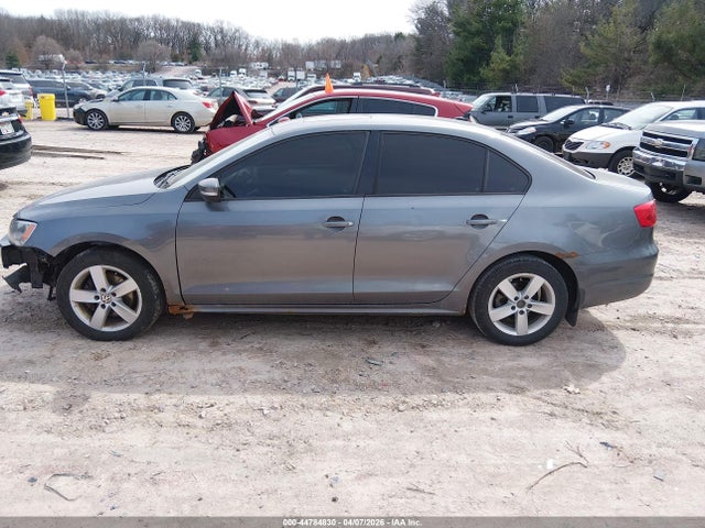 44784830 :رقم المزاد ، 3VWLL7AJ7CM359896 vin ، 2012 Volkswagen Jetta 2.0l Tdi مزاد بيع