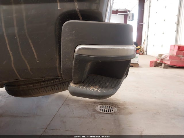 1GCGTBEN0J1106420 Chevrolet Colorado Wt