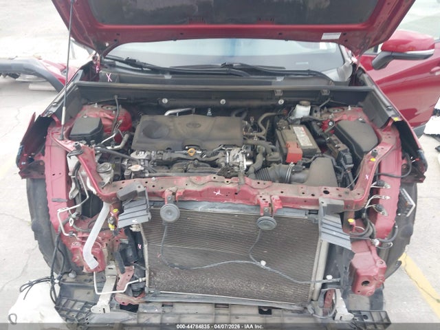 2T3C1RFV6LW068711 Toyota Rav4 Xle Premium