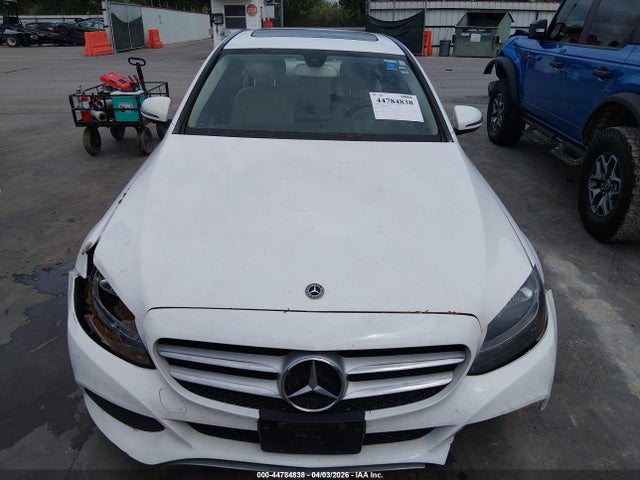Aukcja sprzedaży 2018 Mercedes-benz C 300, vin: 55SWF4JB7JU275673, numer aukcji: 44784838