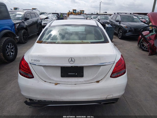 Aukcja sprzedaży 2018 Mercedes-benz C 300, vin: 55SWF4JB7JU275673, numer aukcji: 44784838