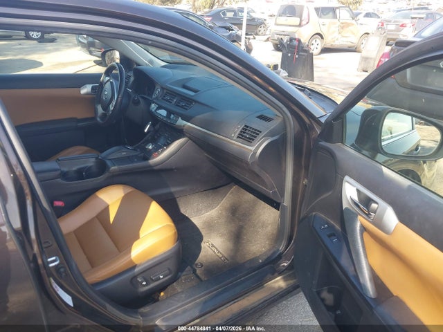 2013 LEXUS CT 200H JTHKD5BH0D2155945 Photo 4