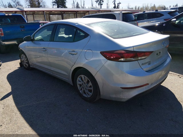 5NPD74LF1JH217906 Hyundai ELANTRA SE