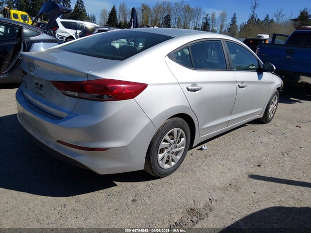 5NPD74LF1JH217906 Hyundai ELANTRA SE