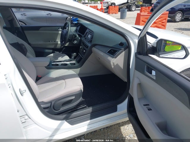 2015 Hyundai Sonata Se მანქანა იყიდება აუქციონზე, vin: 5NPE24AF0FH063430, აუქციონის ნომერი: 44784847