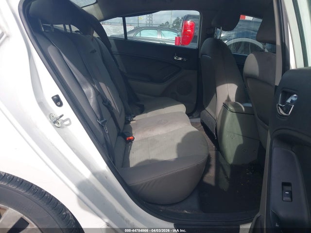 Продажа на аукционе авто 2015 Kia Forte Lx, vin: KNAFX4A66F5367879, номер лота: 44784866