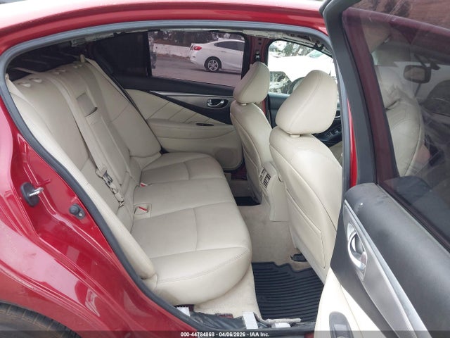 2015 Infiniti Q50 Premium მანქანა იყიდება აუქციონზე, vin: JN1BV7AP1FM354290, აუქციონის ნომერი: 44784868