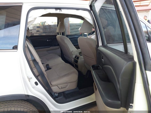 Honda PILOT LX 2018 5FNYF5H13JB019222 Image 8