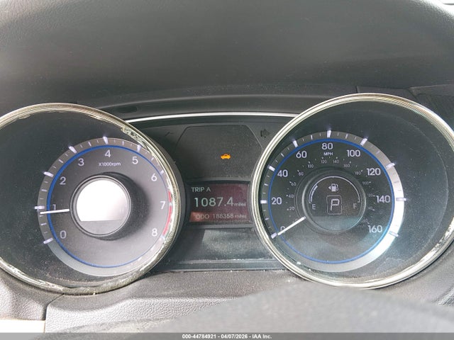 2013 Hyundai Sonata Limited მანქანა იყიდება აუქციონზე, vin: 5NPEC4AC7DH653107, აუქციონის ნომერი: 44784921