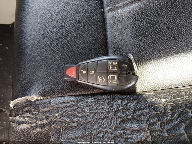 44784941 :رقم المزاد ، 2C4RC1BGXER218569 vin ، 2014 Chrysler Town & Country Touring مزاد بيع