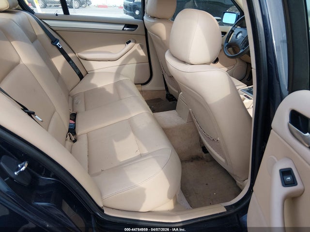 44784959 :رقم المزاد ، WBAEV33462KL77931 vin ، 2002 Bmw 325i مزاد بيع