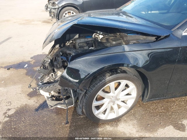 2013 Audi A4 2.0t Premium მანქანა იყიდება აუქციონზე, vin: WAUFFAFL1DN003544, აუქციონის ნომერი: 44784965