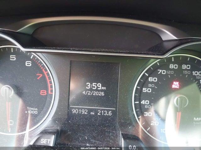 2013 Audi A4 2.0t Premium მანქანა იყიდება აუქციონზე, vin: WAUFFAFL1DN003544, აუქციონის ნომერი: 44784965