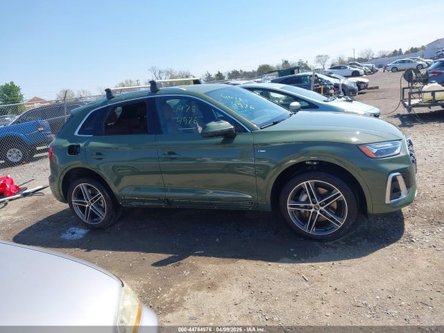 Продаж на аукціоні авто 2024 Audi Q5 Premium 55 Tfsi E S Line Quattro S Tronic, vin: WA1G2AFY3R2145086, номер лоту: 44784976