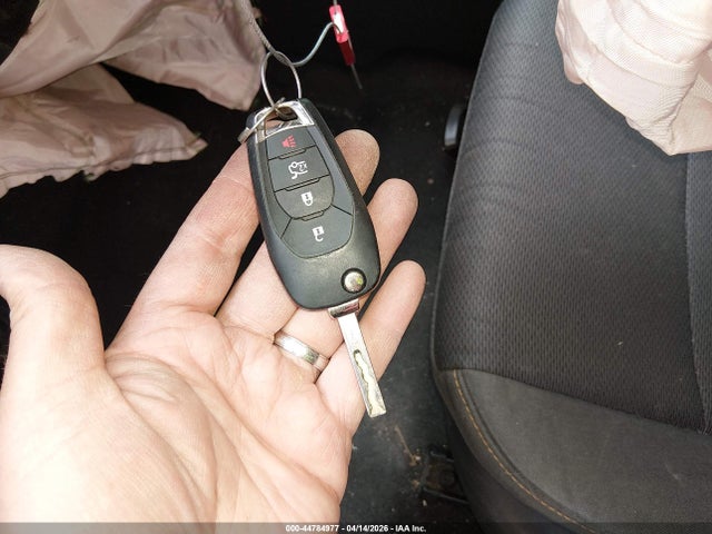 44784977 :رقم المزاد ، 1G1BC5SM9H7276735 vin ، 2017 Chevrolet Cruze Ls Auto مزاد بيع