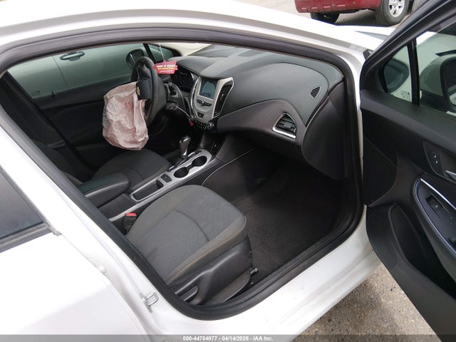 44784977 :رقم المزاد ، 1G1BC5SM9H7276735 vin ، 2017 Chevrolet Cruze Ls Auto مزاد بيع