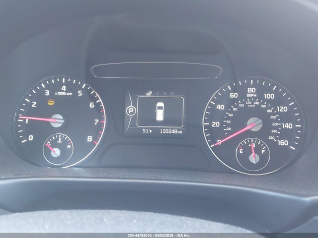 5XYPG4A59GG151449 KIA Sorento 3.3l Lx