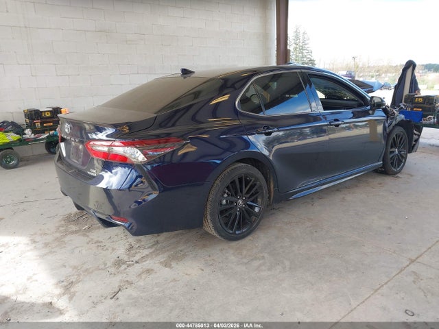 2021 TOYOTA CAMRY 4T1K31AK0MU568717 Photo 3