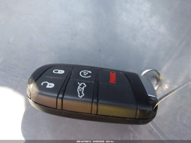 44785012 :رقم المزاد ، 2C3CCAEG5KH602010 vin ، 2019 Chrysler 300 Limited مزاد بيع