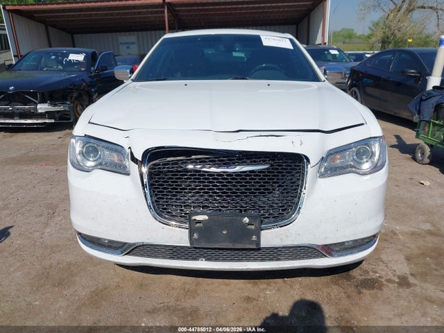 44785012 :رقم المزاد ، 2C3CCAEG5KH602010 vin ، 2019 Chrysler 300 Limited مزاد بيع