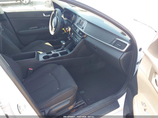 Продажа на аукционе авто 2017 Kia Optima Lx, vin: 5XXGT4L3XHG130977, номер лота: 44785021