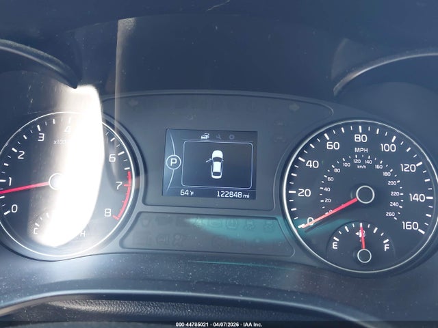 Продажа на аукционе авто 2017 Kia Optima Lx, vin: 5XXGT4L3XHG130977, номер лота: 44785021