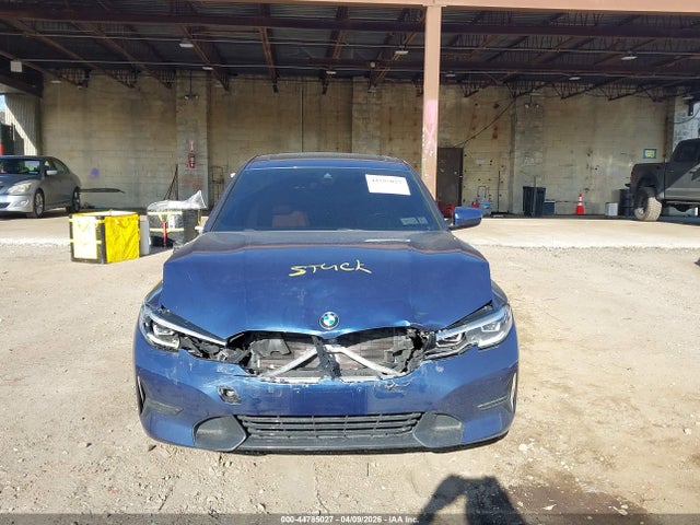 44785027 :رقم المزاد ، 3MW5R7J05M8B63223 vin ، 2021 Bmw 330i Xdrive مزاد بيع